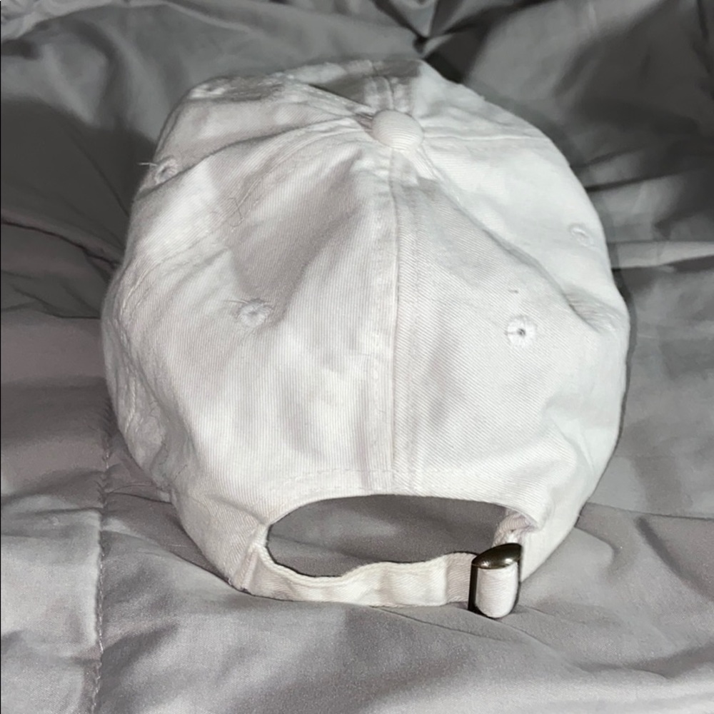 Whatever hat - Picture 2 of 3